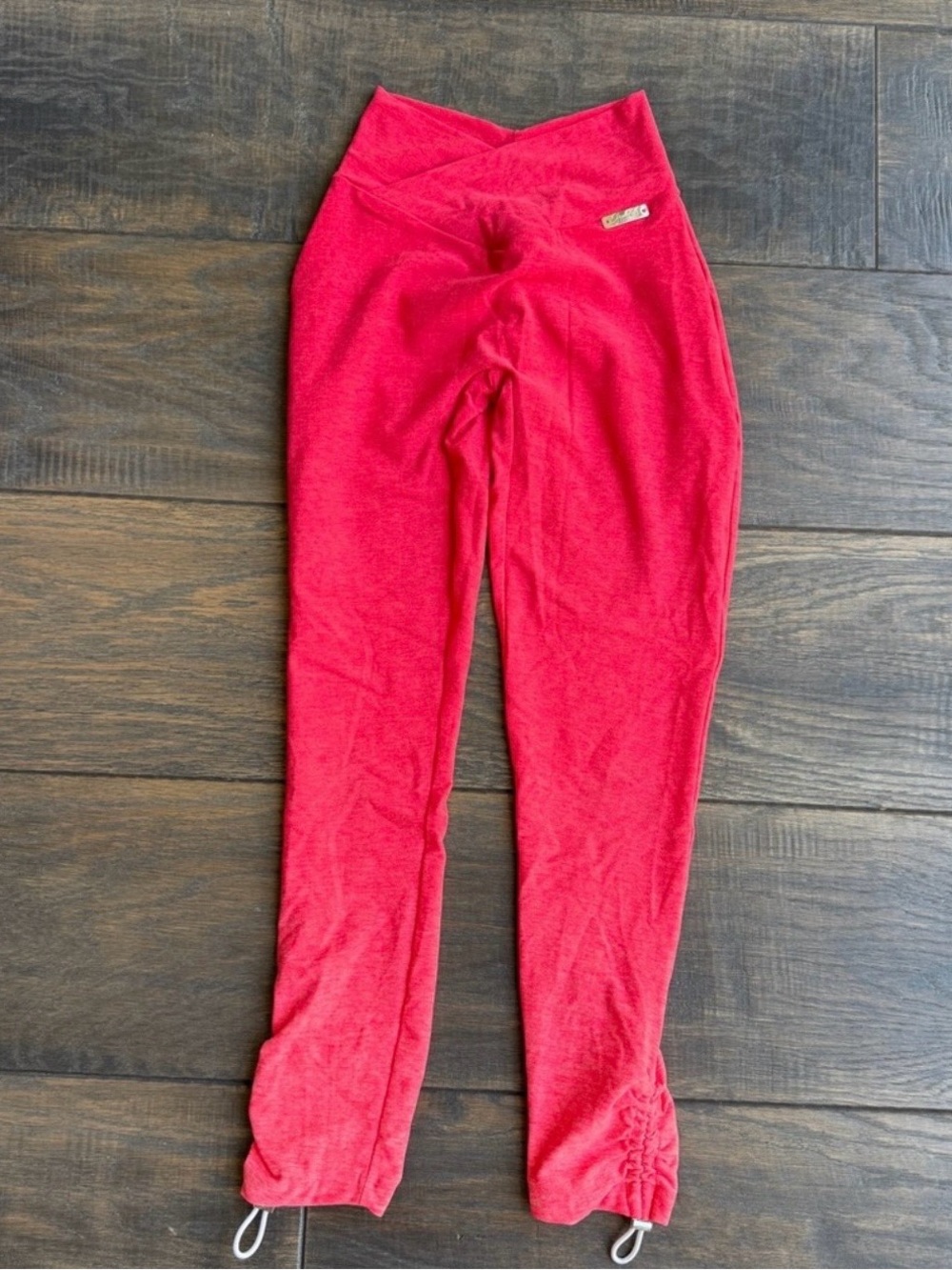 Bombshell Sportswear Toggle Leggings & Sports Bra
SET  - Ombré Fiji Coral - Picture 4 of 8